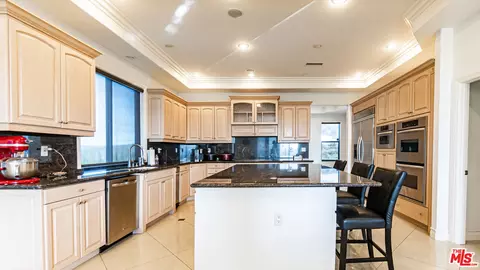 Kitchen - 8321 Overview Ct, Yucaipa, CA 92399 photo 2 of 5