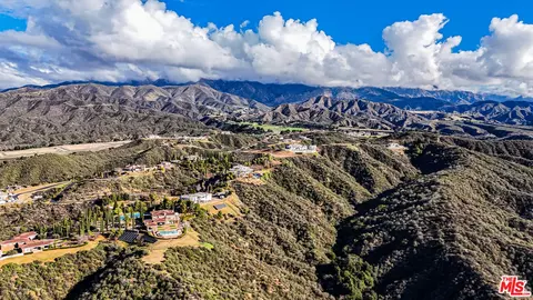 View/Area - 8321 Overview Ct, Yucaipa, CA 92399 photo 8 of 14