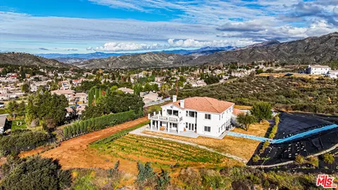 View/Area - 8321 Overview Ct, Yucaipa, CA 92399 photo 13 of 14