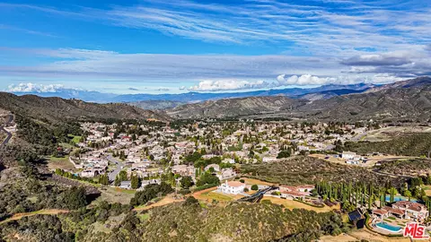 View/Area - 8321 Overview Ct, Yucaipa, CA 92399 photo 9 of 14