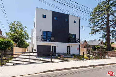 11310 Martha St, North Hollywood, CA 91601
