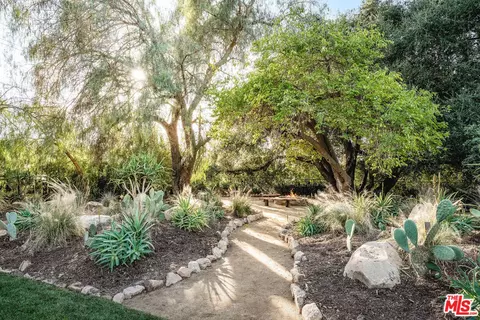 483 El Jina Ln, Ojai, CA 93023 photo 25