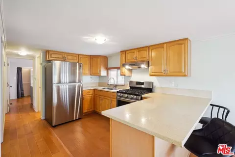 11250 Playa St #58 1/2, Culver City, CA 90230