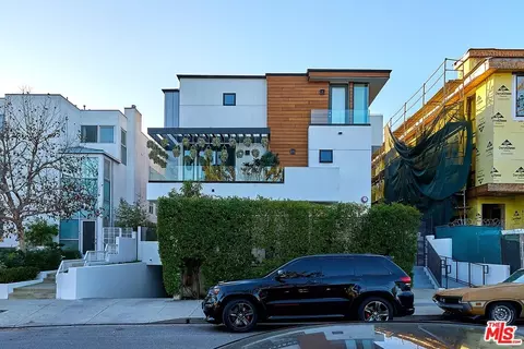 829 N Martel Ave #5, Los Angeles, CA 90046