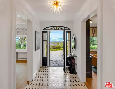 4621 Balboa Ave, Encino, CA 91316