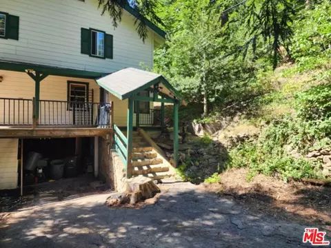 Exterior - 23876 Crest Forest Dr, Crestline, CA 92325 photo 1 of 6