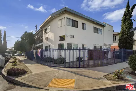 5905 Whitnall Hwy, North Hollywood, CA 91601