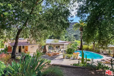 24537 Dry Canyon Cold Creek Rd, Calabasas, CA 91302