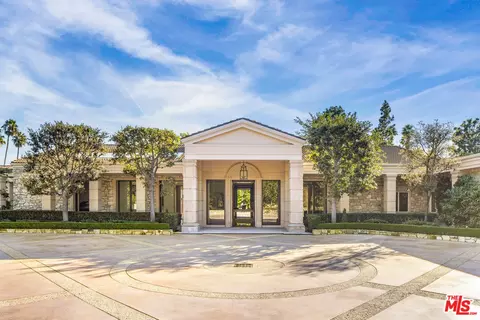 400 St Cloud Rd, Los Angeles, CA 90077