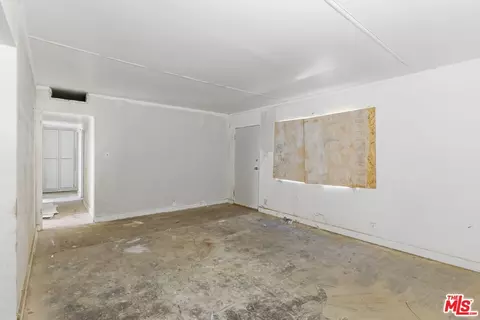 13879 Carson St, Trona, CA 93562 photo 10