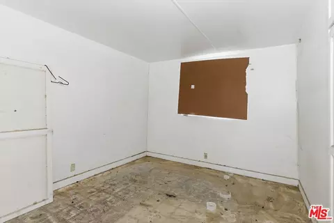 13879 Carson St, Trona, CA 93562 photo 14