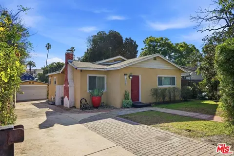 958 E 67th St, Inglewood, CA 90302