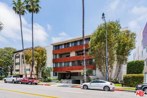 262 N Crescent Dr #2 E, Beverly Hills, CA 90210