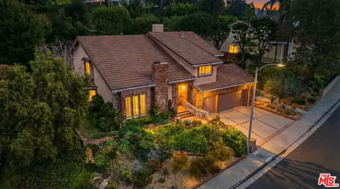 3170 Hutton Dr, Beverly Hills, CA 90210