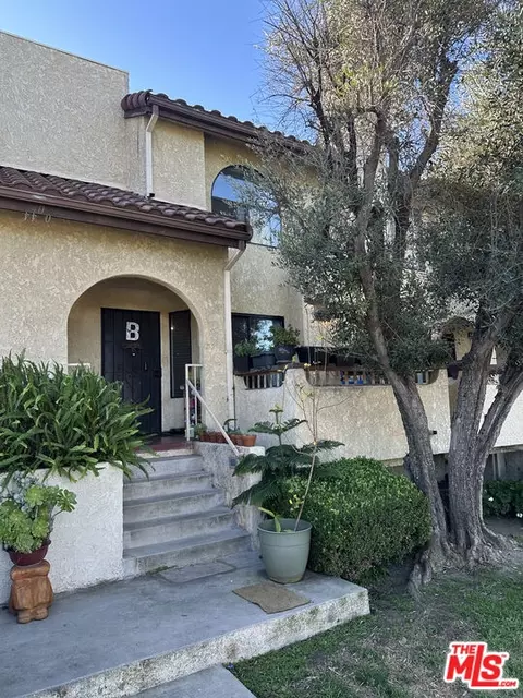 14400 Tupper St #B, Panorama City, CA 91402