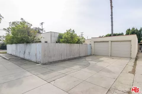 Exterior - 1025 E Garfield Ave, Glendale, CA 91205 photo 6 of 6