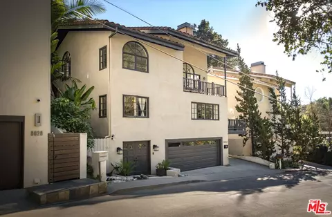 8032 Willow Glen Rd, Los Angeles, CA 90046