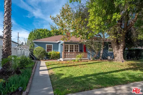 4631 Buffalo Ave, Sherman Oaks, CA 91423