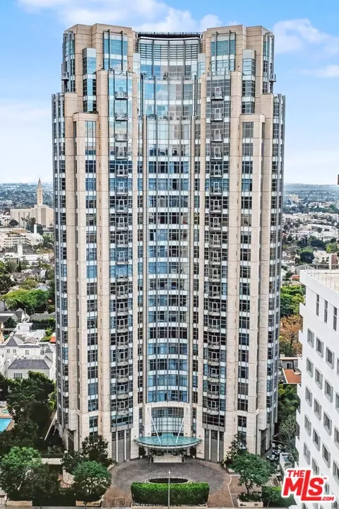 10776 Wilshire Blvd #1802, Los Angeles, CA 90024
