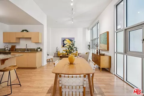 630 W 6th St #505, Los Angeles, CA 90017