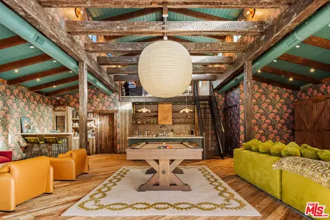 6332 Busch Dr, Malibu, CA 90265