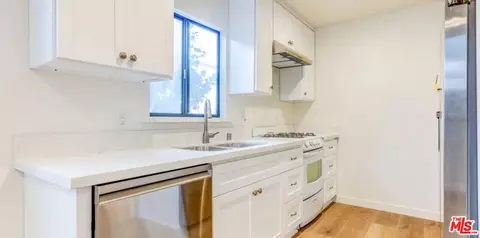 Other - 615 Sunset Ave, Venice, CA 90291 photo 8 of 9