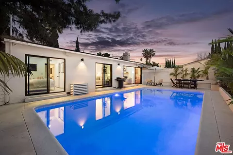 15864 Marlin Pl, Van Nuys, CA 91406