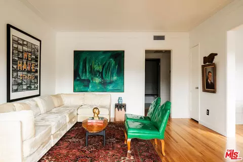 3110 Griffith Park Blvd, Los Angeles, CA 90027