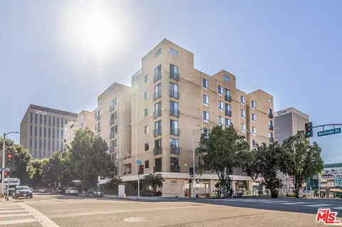 625 S Berendo St #209, Los Angeles, CA 90005
