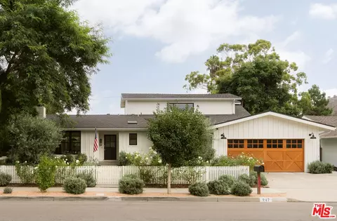 947 Palermo Dr, Santa Barbara, CA 93105