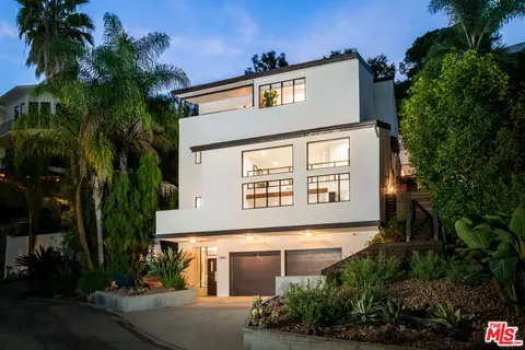 2965 Passmore Dr, Los Angeles, CA 90068