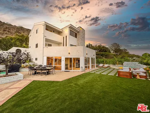 31271 Bailard Rd, Malibu, CA 90265