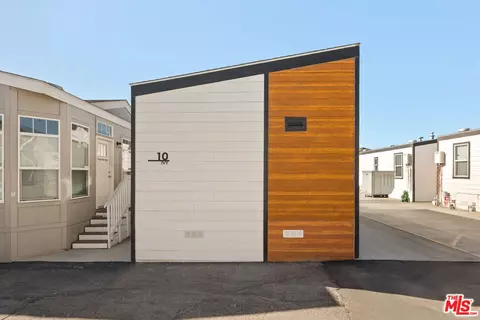 8250 Lankershim Blvd #130, North Hollywood, CA 91605