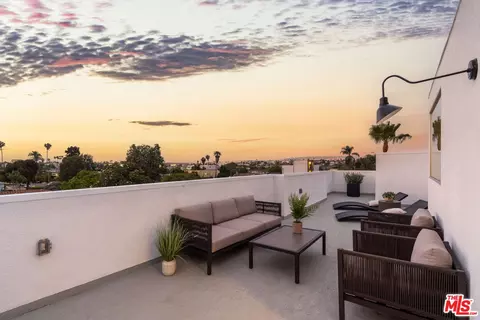 1803 S Orange Dr, Los Angeles, CA 90019