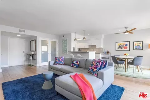 1221 N Kings Rd #208, West Hollywood, CA 90069