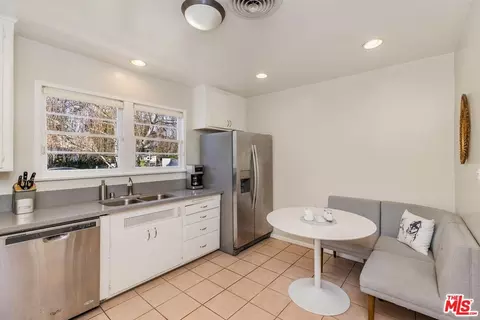 6050 Allott Ave, Van Nuys, CA 91401 photo 6
