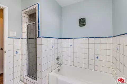 6050 Allott Ave, Van Nuys, CA 91401 photo 15