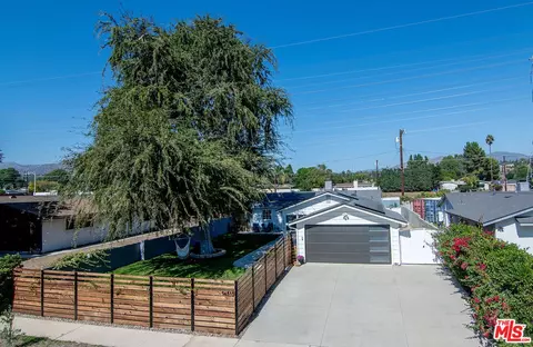16515 Simonds St, Granada Hills, CA 91344