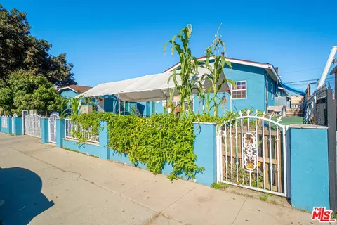 359 E 56th St, Los Angeles, CA 90011