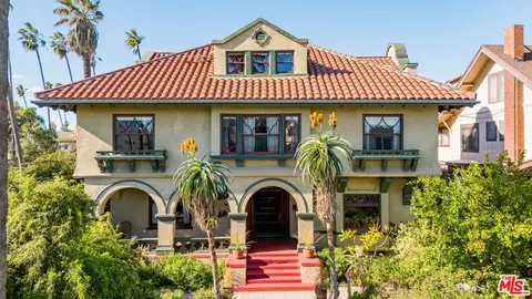 1049 Elden Ave, Los Angeles, CA 90006