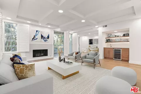 4338 Redwood Ave #B208, Marina Del Rey, CA 90292