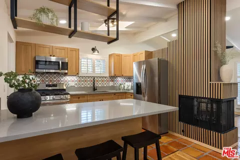 Kitchen - 1881 Hackett Ave, Long Beach, CA 90815 photo 3 of 5