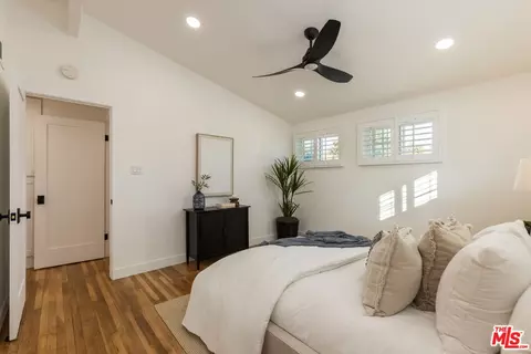 Bedroom - 1881 Hackett Ave, Long Beach, CA 90815 photo 2 of 5