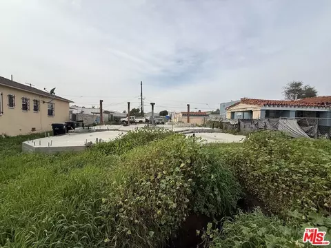 10965 S Hoover St, Los Angeles, CA 90044