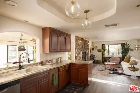 58449 Joshua Ln, Yucca Valley, CA 92284 photo 6