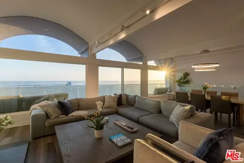 3806 Ocean Front Walk, Marina Del Rey, CA 90292