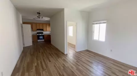 719 N Jackson St, Glendale, CA 91206 photo 2
