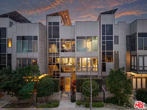 3240 Casitas Ave, Los Angeles, CA 90039