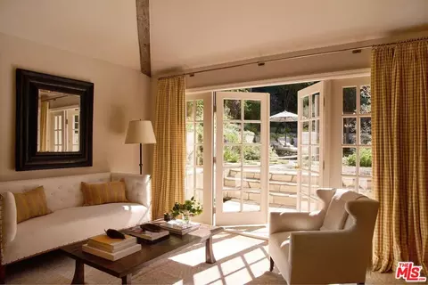 3142 Brookdale Rd, Studio City, CA 91604