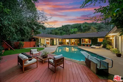 3491 Mandeville Canyon Rd, Los Angeles, CA 90049